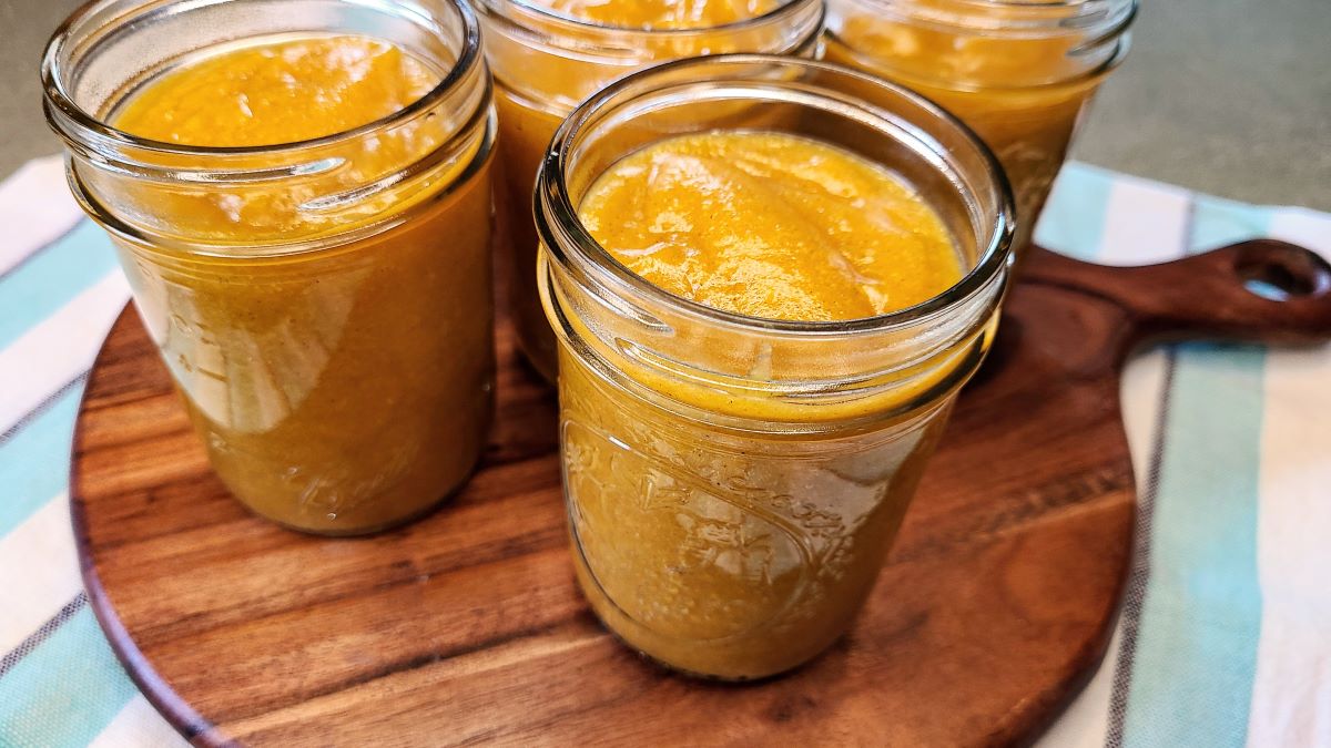 Easy Apricot Freezer Jam (Using Dried Apricots)